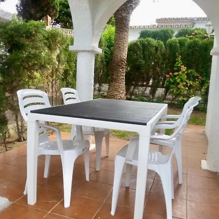 Casita En Playa Costabella, * Marbella